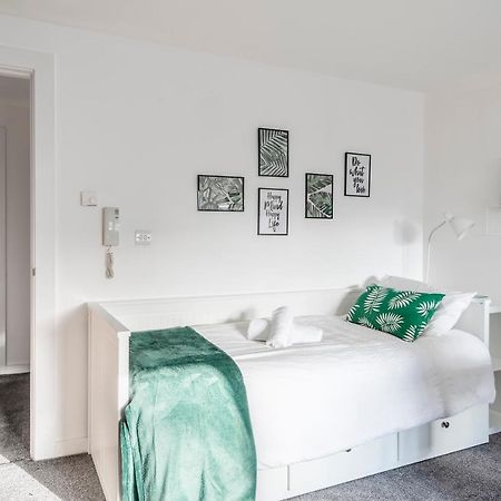 Air Host And Stay - Argyle Apartment Sleeps 4 City Centre Ливърпул Екстериор снимка