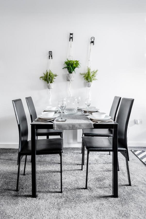 Air Host And Stay - Argyle Apartment Sleeps 4 City Centre Ливърпул Екстериор снимка