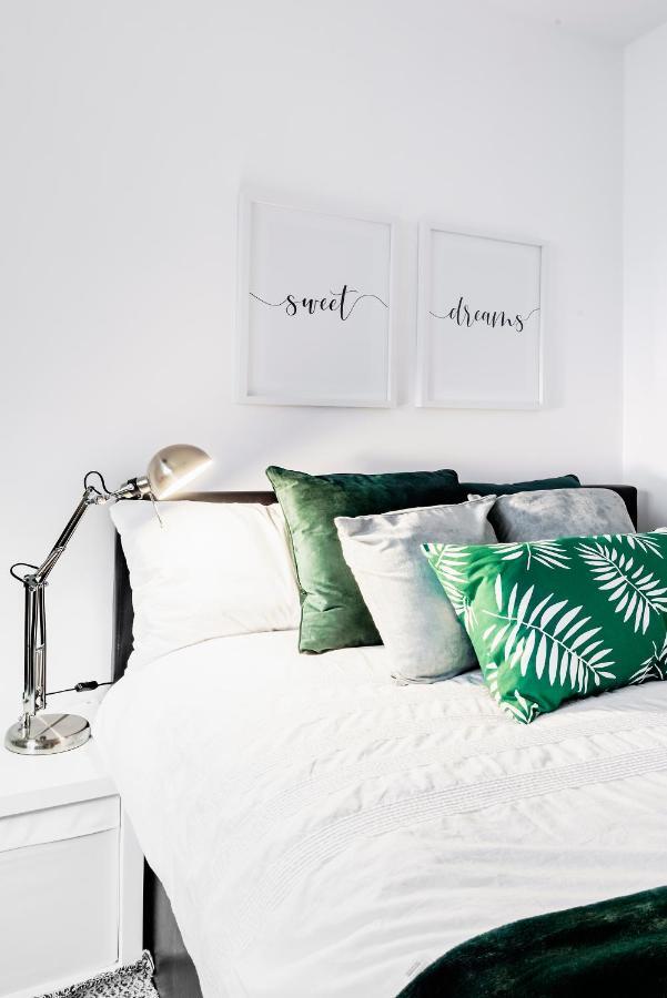Air Host And Stay - Argyle Apartment Sleeps 4 City Centre Ливърпул Екстериор снимка