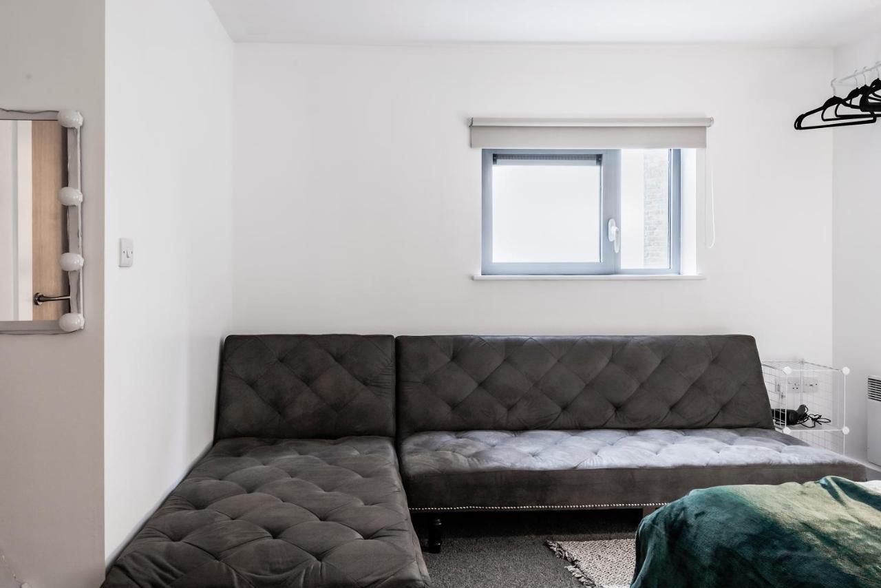Air Host And Stay - Argyle Apartment Sleeps 4 City Centre Ливърпул Екстериор снимка